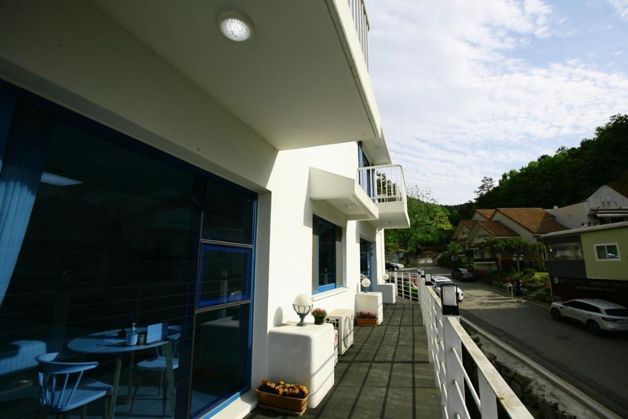 Damyang Thirasia Pension Exterior photo